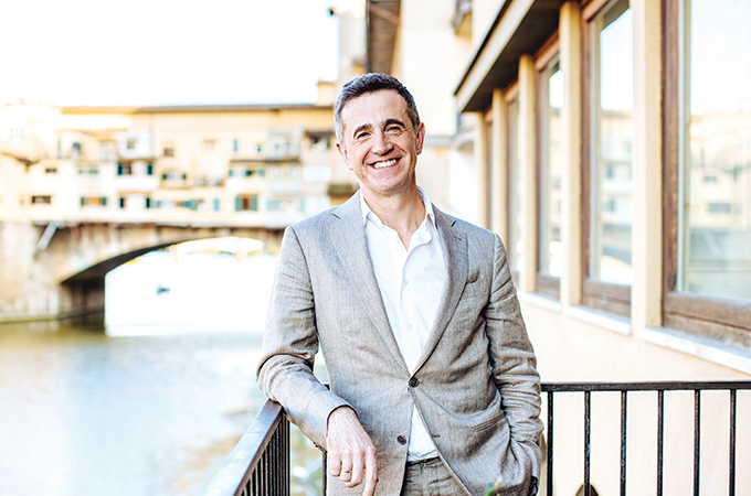 Shop in Florence with Lungarno Collection 